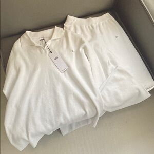 ALO Yoga White Lounge Set